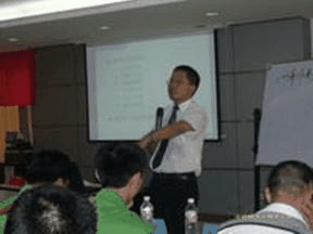 王力授課見(jiàn)證