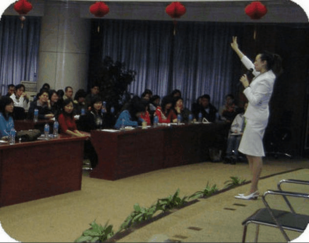 周思敏老師授課圖片