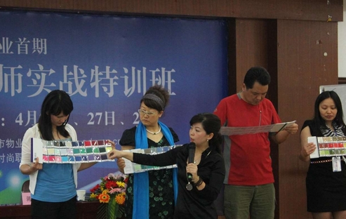 蔣才筠授課見證