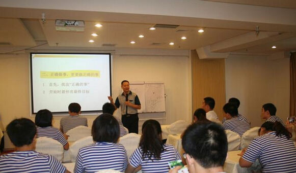 黃致杰授課見證