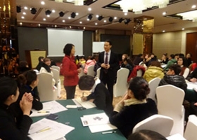 耿鑌老師授課圖片