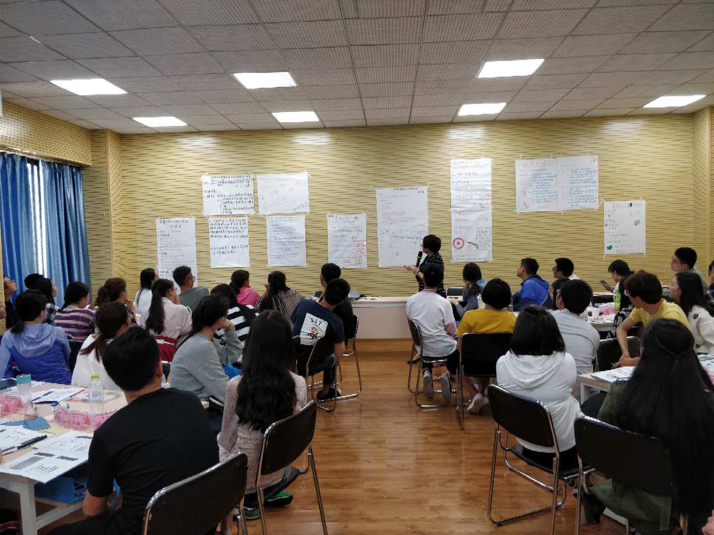 汪顏授課見(jiàn)證